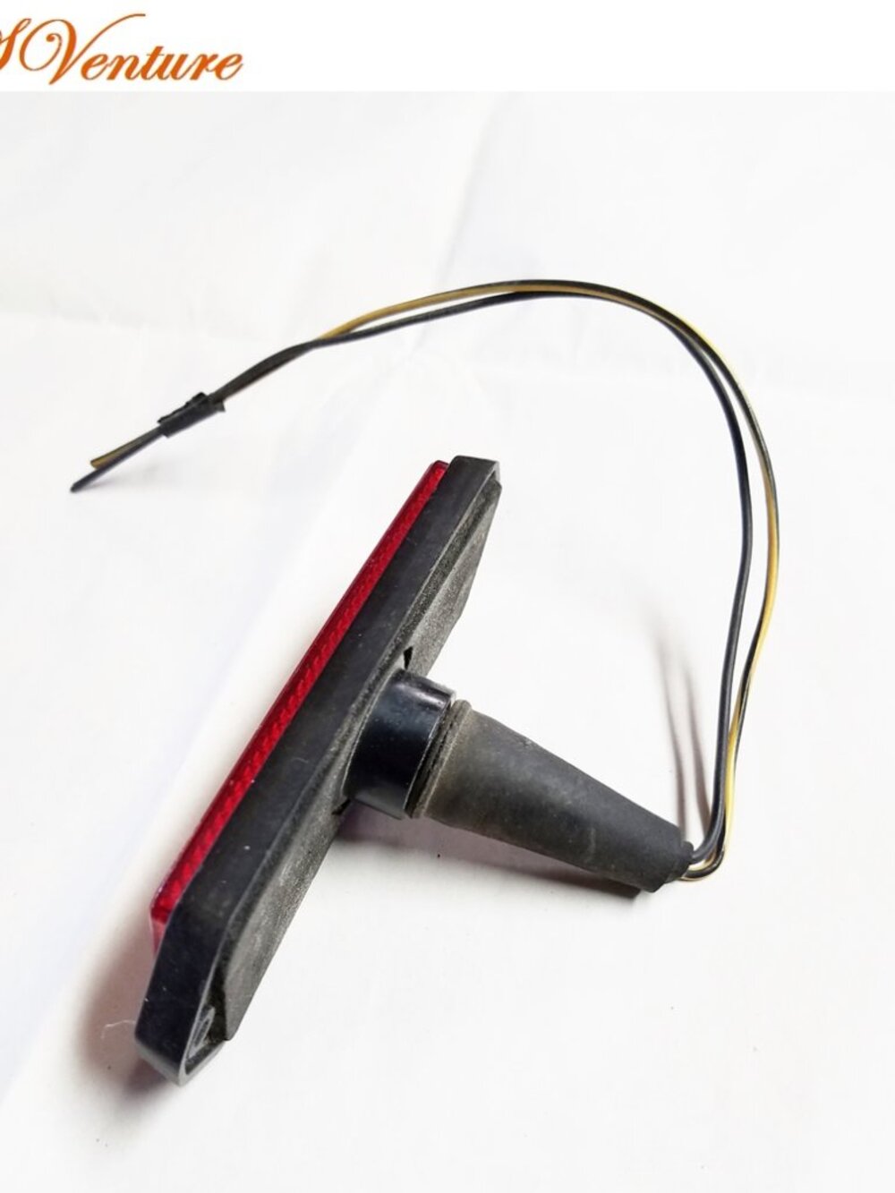FIAT Red OEM Rear Side Marker - Picture 2 of 2